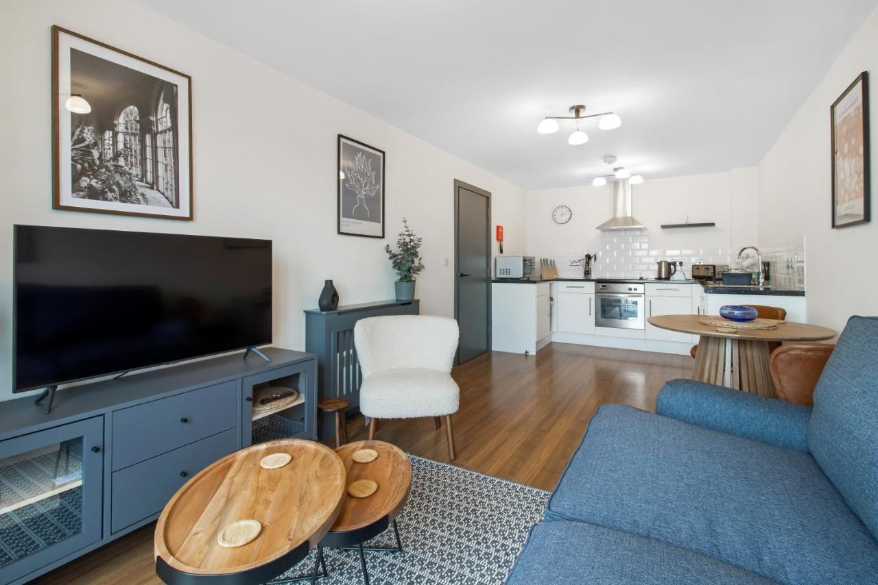 Central 1 Bd + Sofa Bed In The Heart Of Cheltenham! Buitenkant foto
