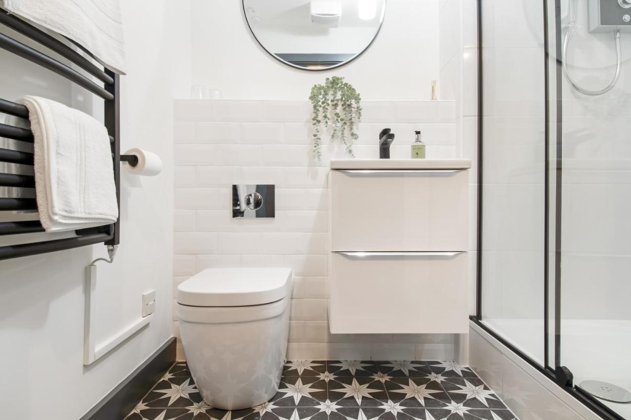 Central 1 Bd + Sofa Bed In The Heart Of Cheltenham! Buitenkant foto
